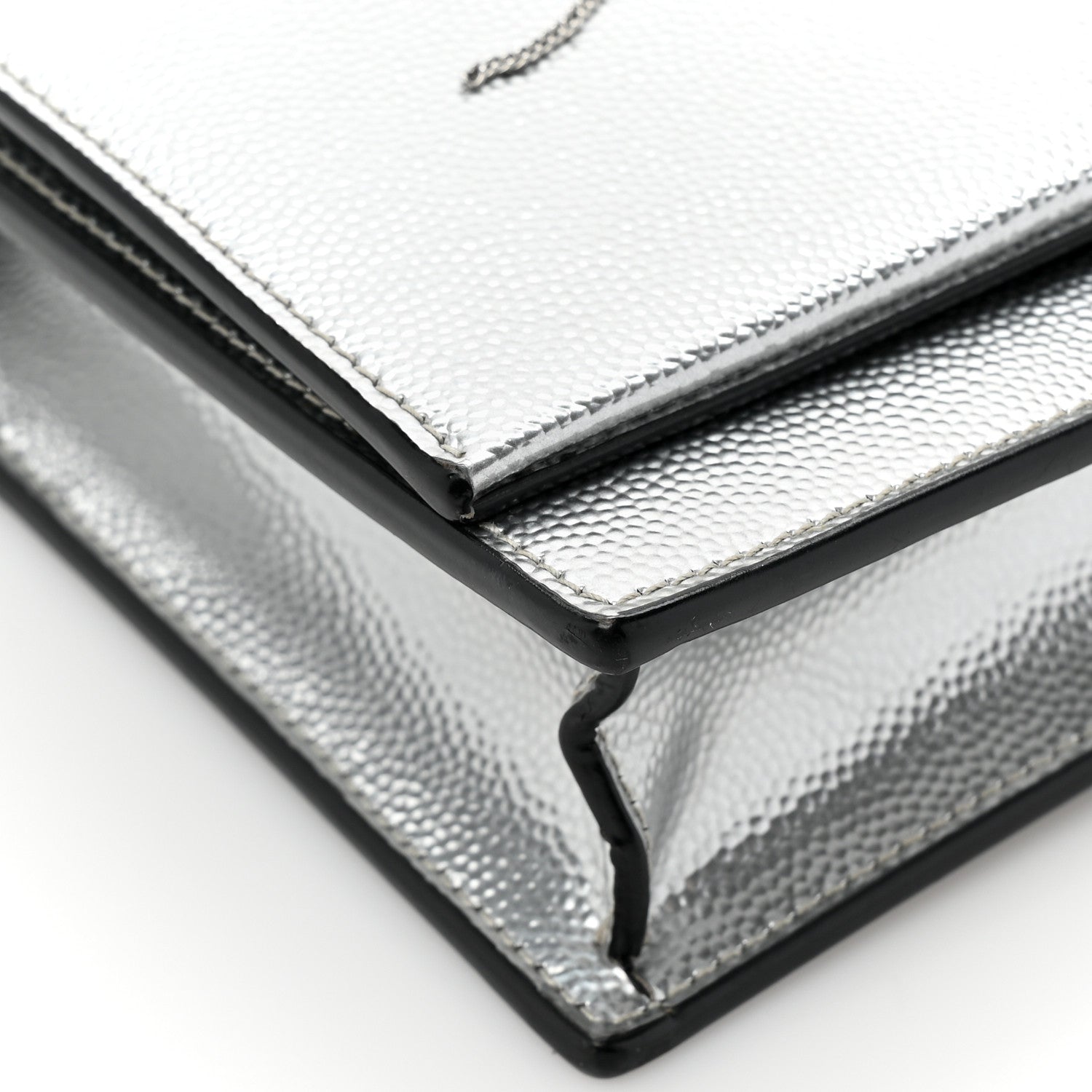 Saint Laurent Metallic Grain De Poudre Clasic Monogram Kate Tassel Chain Wallet Argento 11 of 16