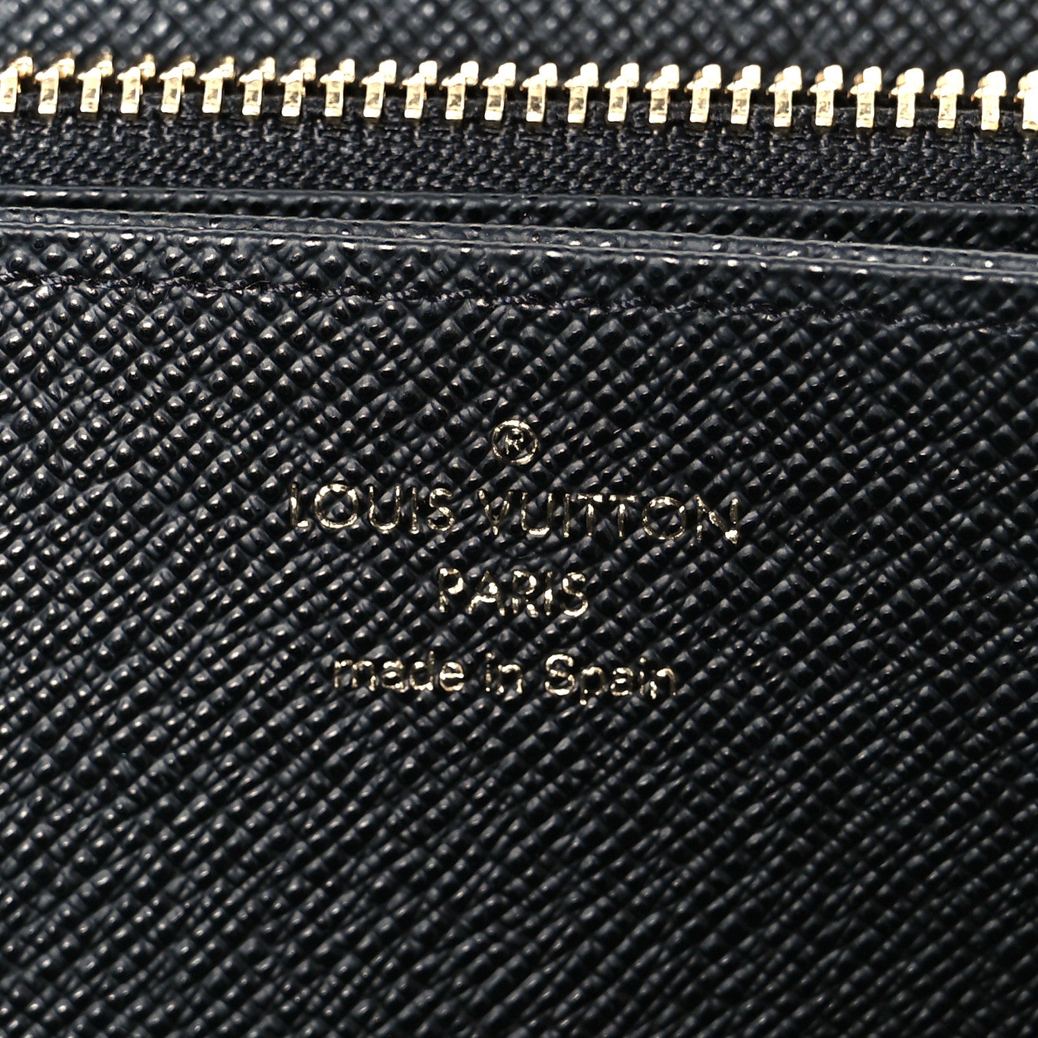 Louis Vuitton Game On Zippy Wallet White 6 of 9