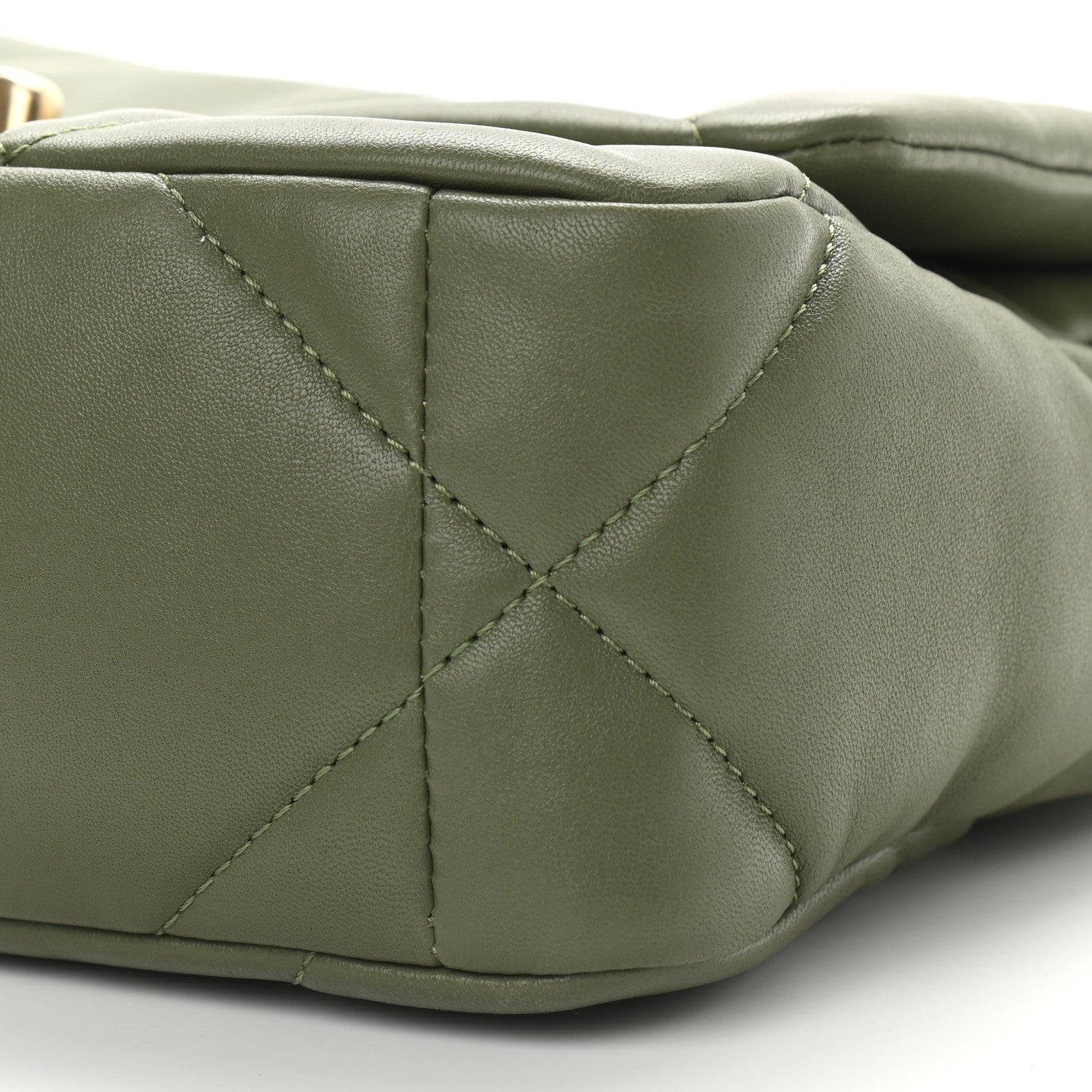 Chanel Lambskin Quilted Medium Chanel 19 Flap Green 8 of 8