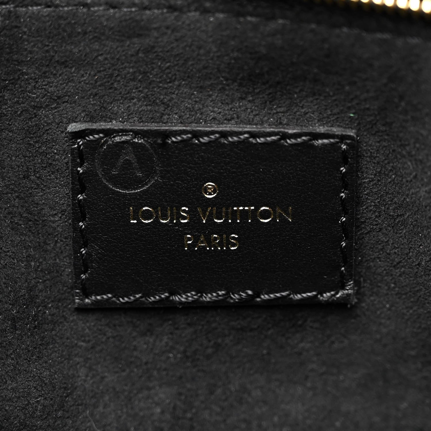 Louis Vuitton Empreinte Monogram Giant Onthego PM Black 6 of 9