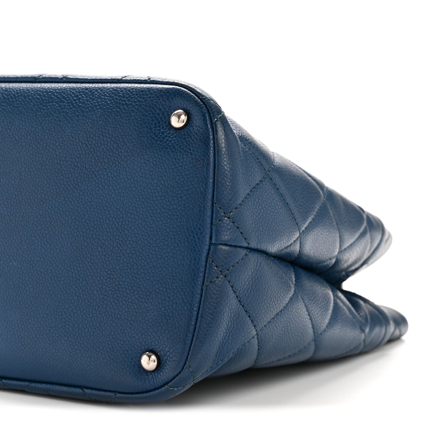 Caviar Quilted CC Timeless Soft Tote Blue