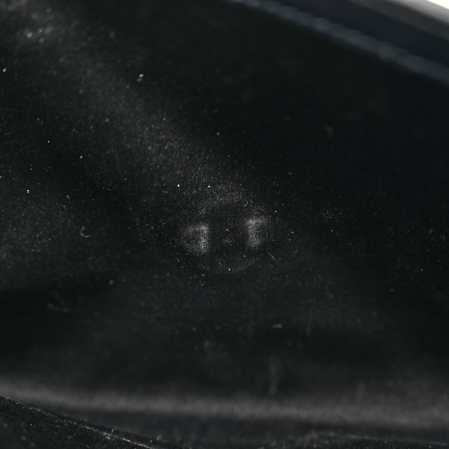 Saint Laurent Textured Patent Monogram Small Belle De Jour Clutch Black 7 of 7