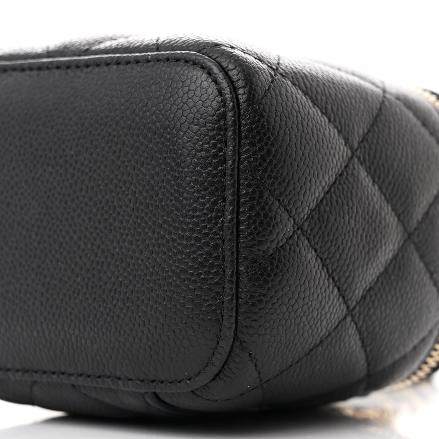Caviar Quilted Mini Vanity Case With Chain Black