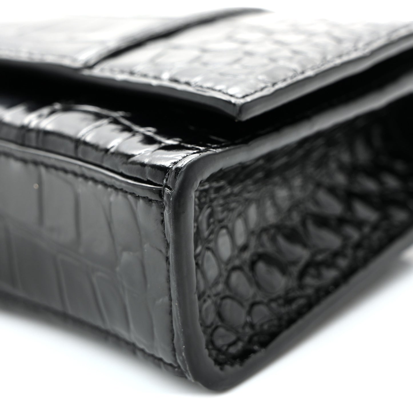 Shiny Calfskin Monochrome Crocodile Embossed Hourglass Chain Bag Black