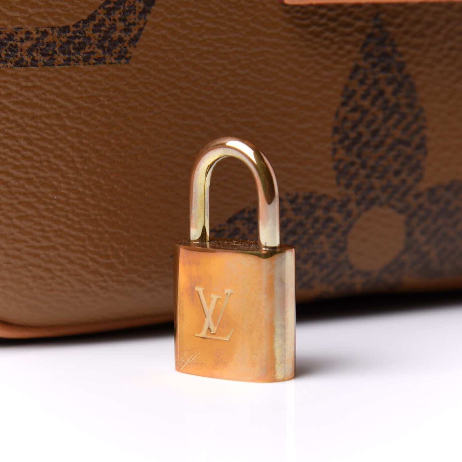 Louis Vuitton Reverse Monogram Giant Boite Chapeau Souple 11 of 13