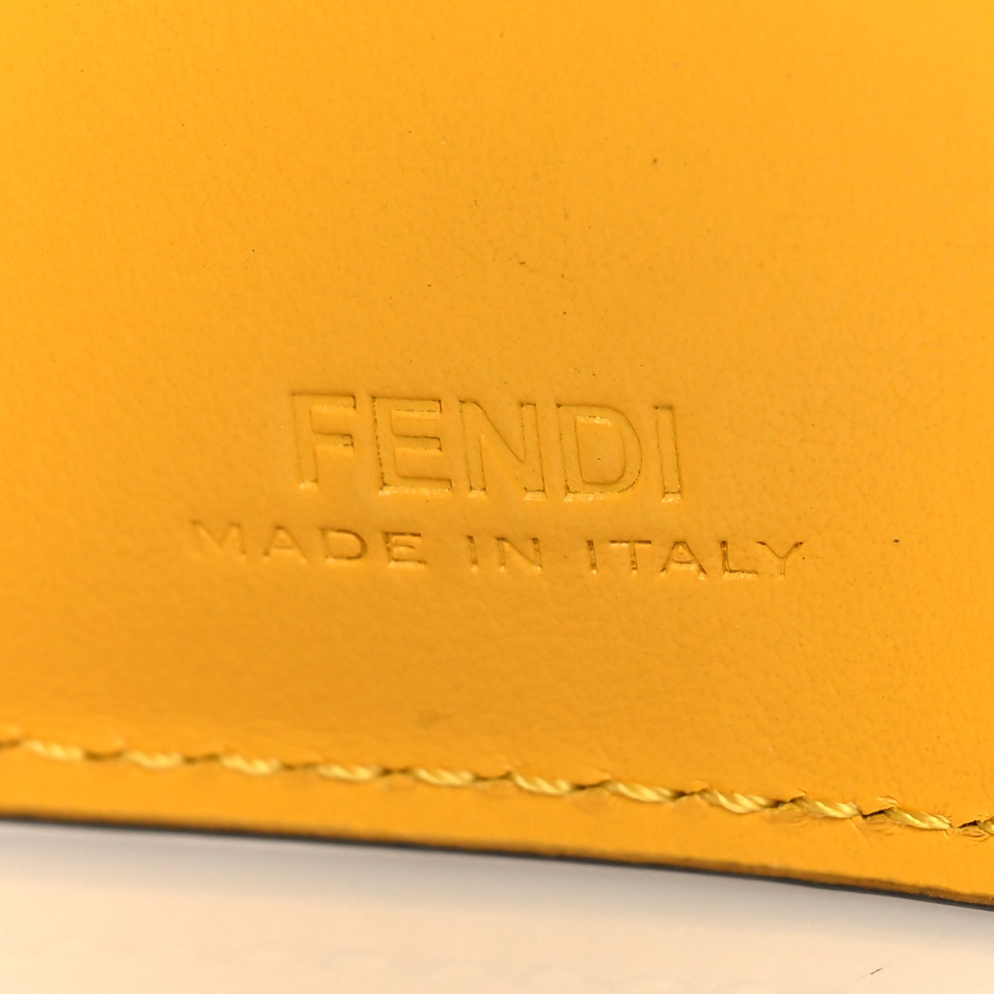 X SARAH COLEMAN Vitello Liberty Ceylon F is Fendi Micro FF Vertigo Embossed Compact Bi-Fold Wallet Mimosa White