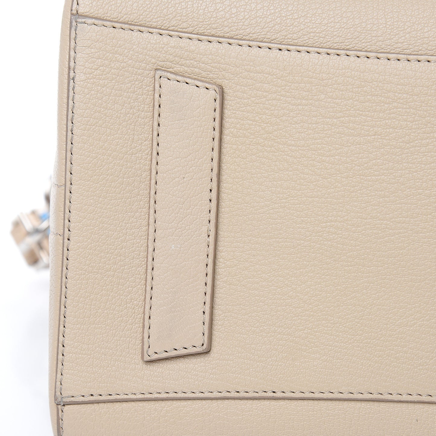 Sugar Goatskin Medium Antigona Skin