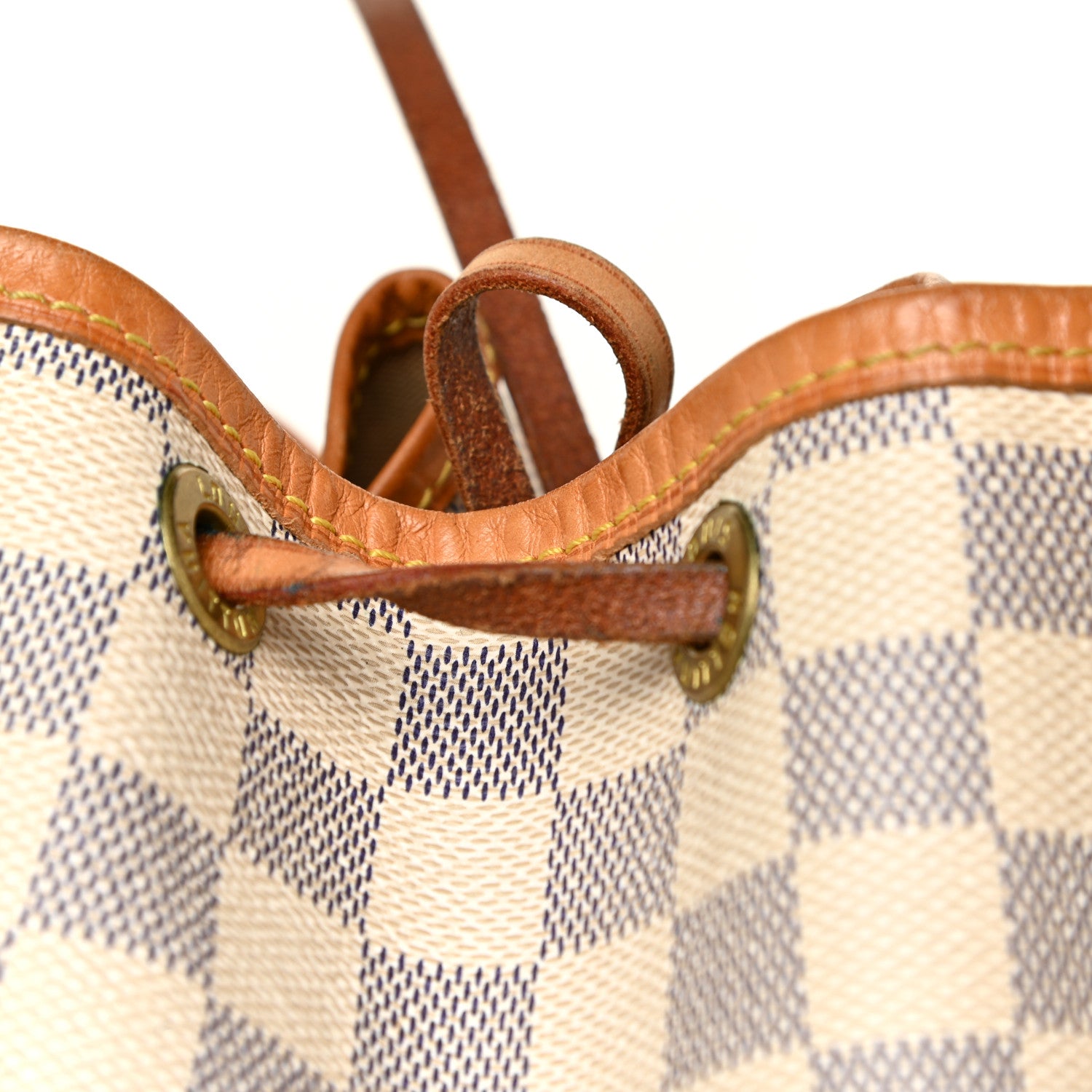 Louis Vuitton Damier Azur Noe 19 of 31