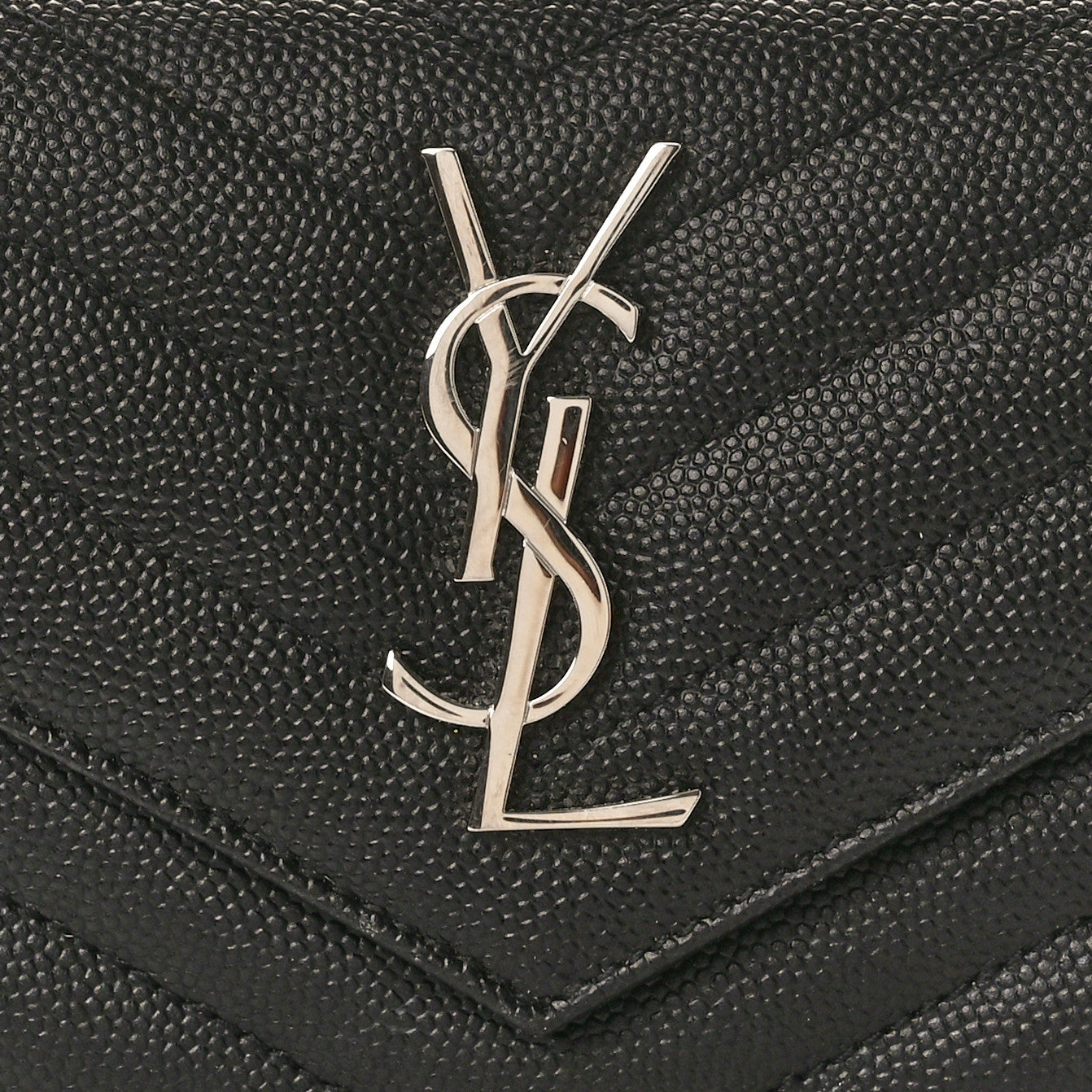 Grain De Poudre Matelasse Chevron Monogram Compact Tri Fold Wallet Black