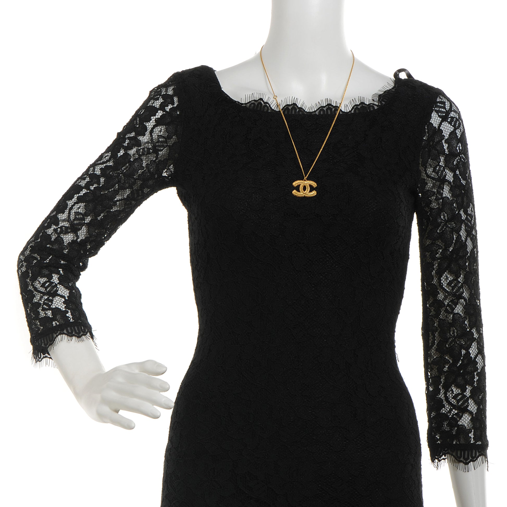 Chanel Metal CC Necklace Matte Gold 2 of 5