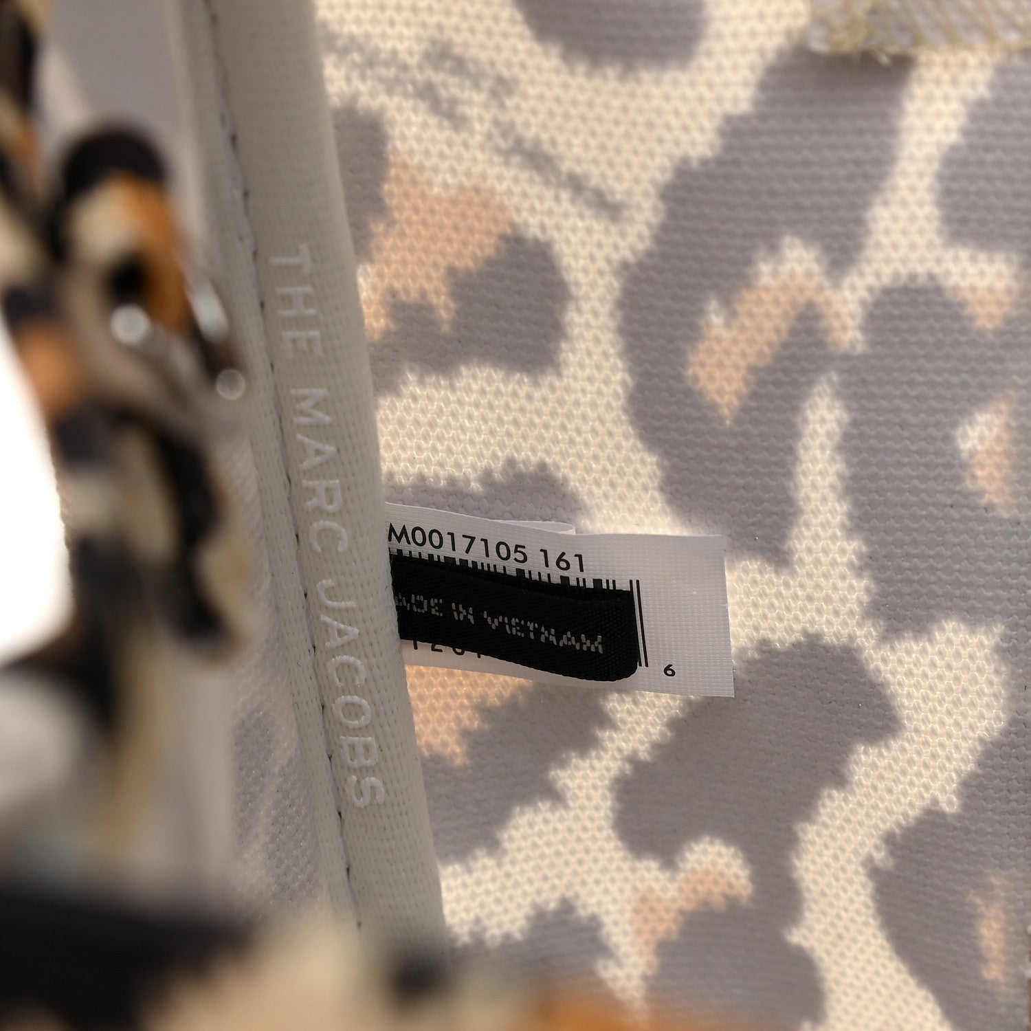 Marc Jacobs Cotton Canvas Leopard Print Medium The Traveler Tote Bag 7 of 9