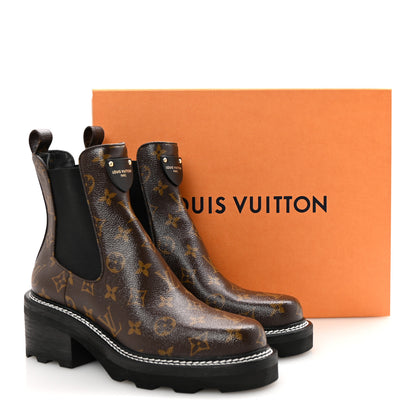 Louis Vuitton Patent Monogram LV Beaubourg Ankle Boots 40 Black 10 of 10