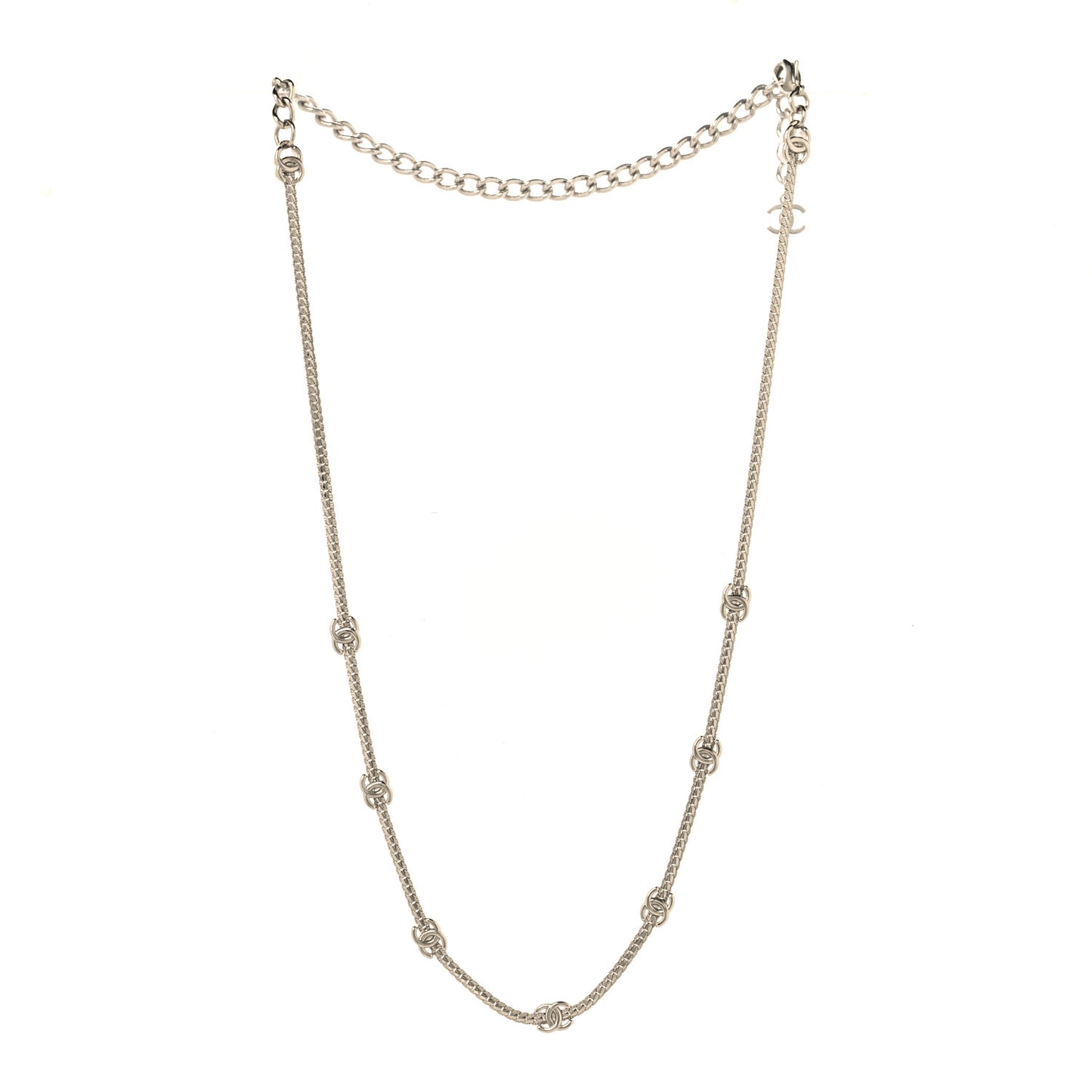 Metal CC Short Chain Necklace Silver