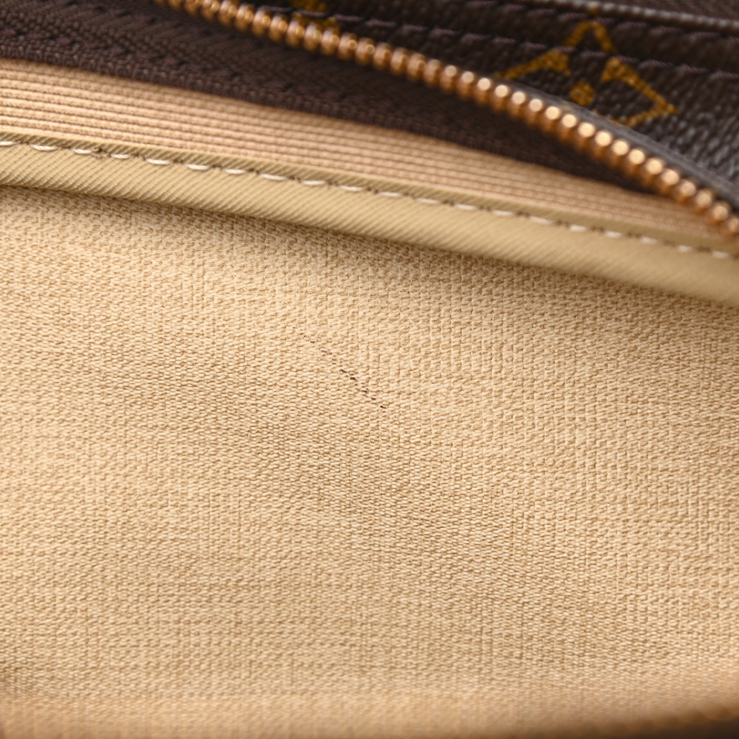 Monogram Reporter GM