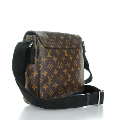 Louis Vuitton Monogram Macassar District PM 3 of 7