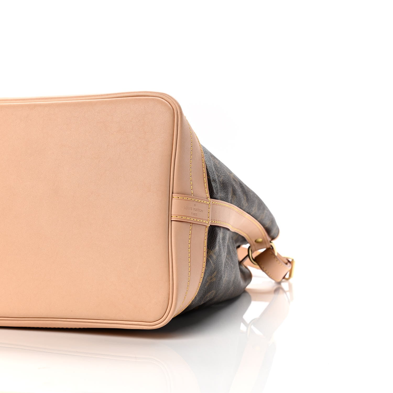 Louis Vuitton Monogram Noe 16 of 27