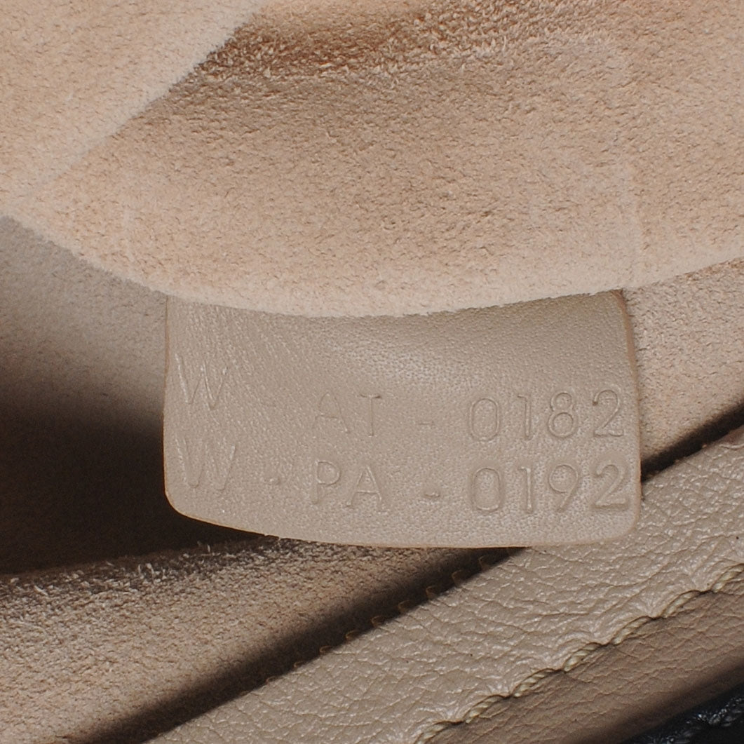 Calfskin and Suede Small Bi-Color Trapeze Beige Black