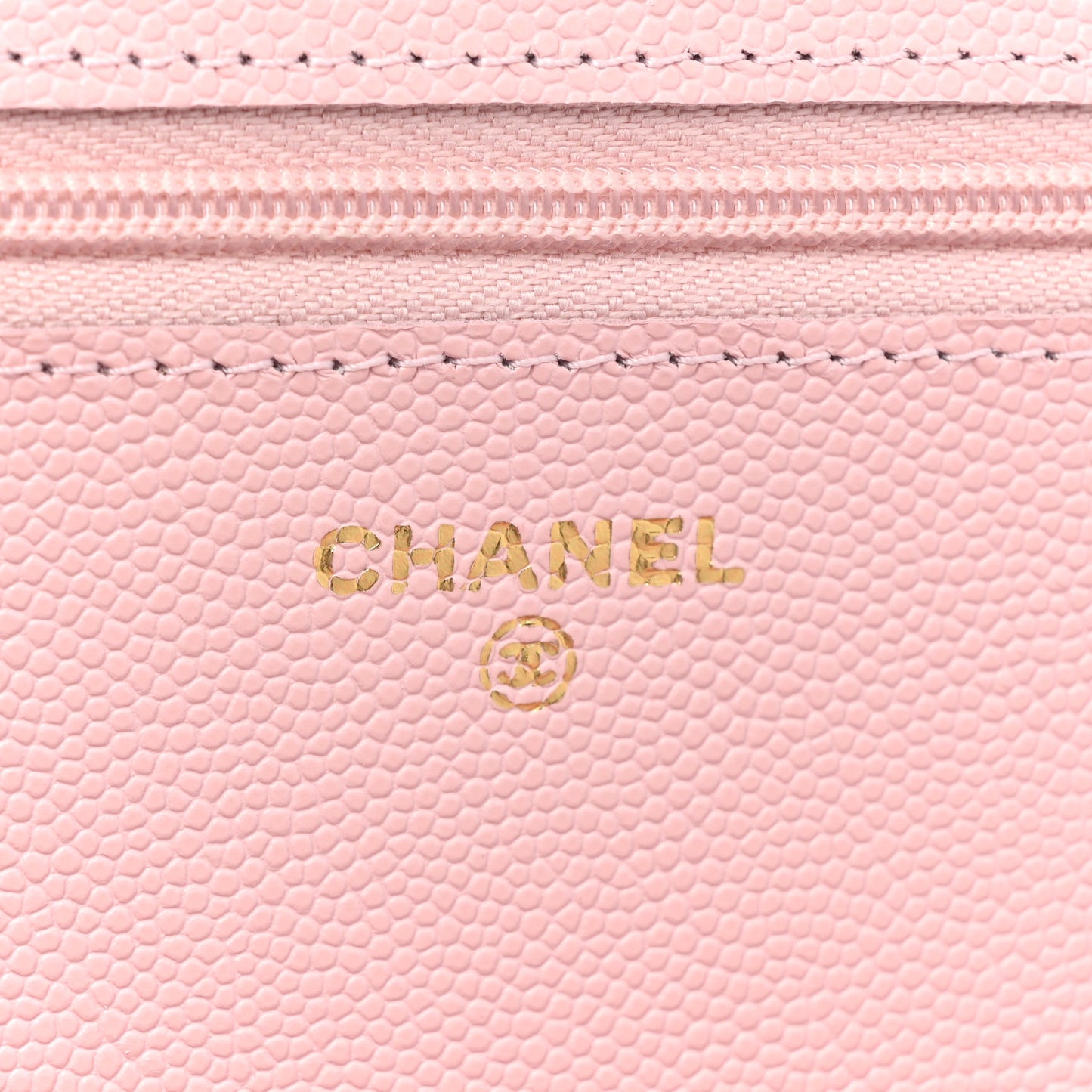 Caviar Quilted Wallet On Chain WOC Light Pink