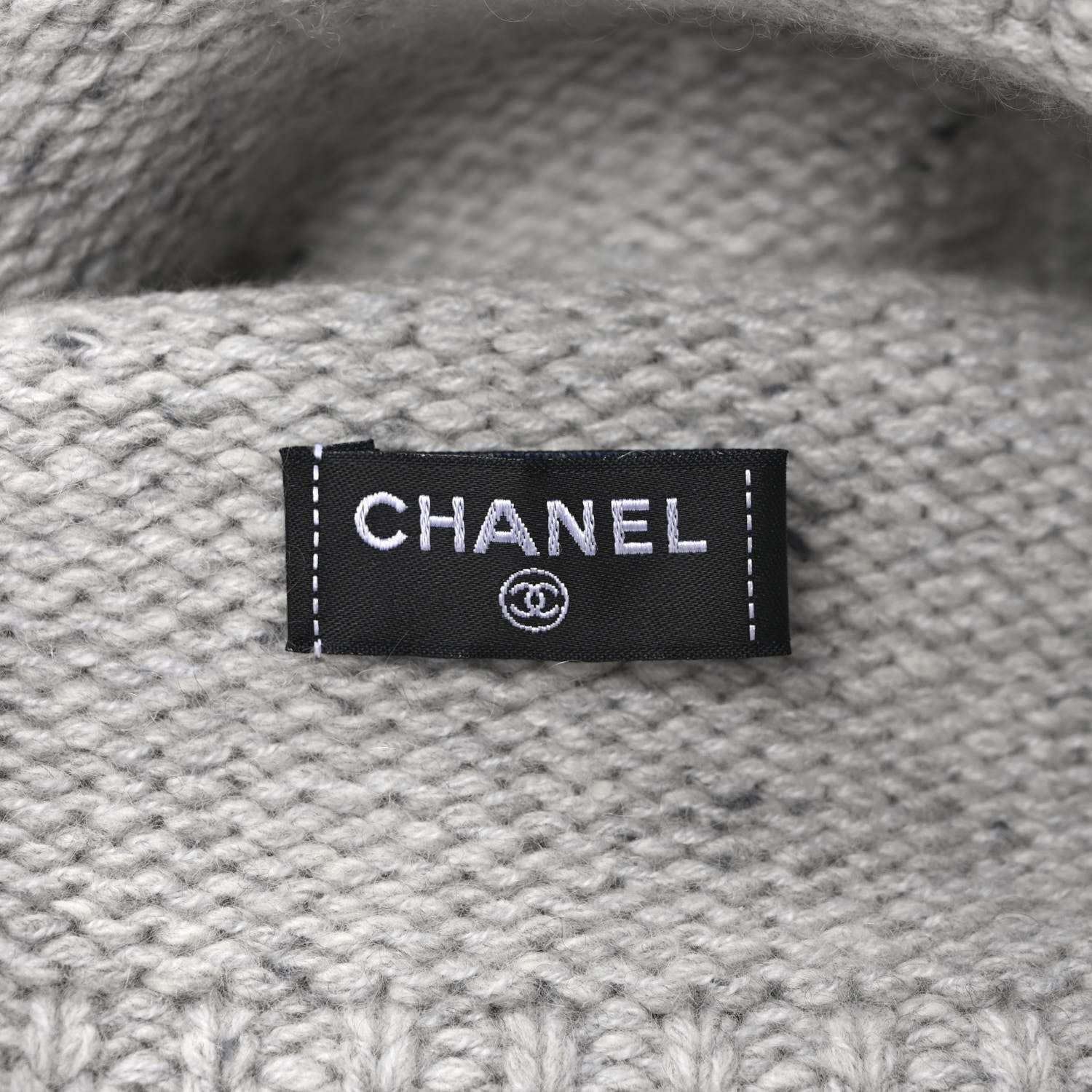 Chanel Cashmere Silk CC Beanie Hat Grey Ecru 5 of 7