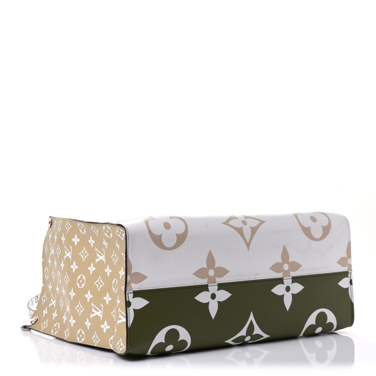 Monogram Giant Onthego GM Kaki Beige