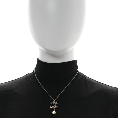 Chanel Resin CC Camellia Flower Pearl Necklace Gold Black 2 of 4