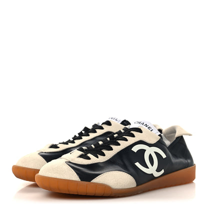 Chanel Calfskin Embossed Suede Womens CC Sneakers 37 Black White 4 of 8