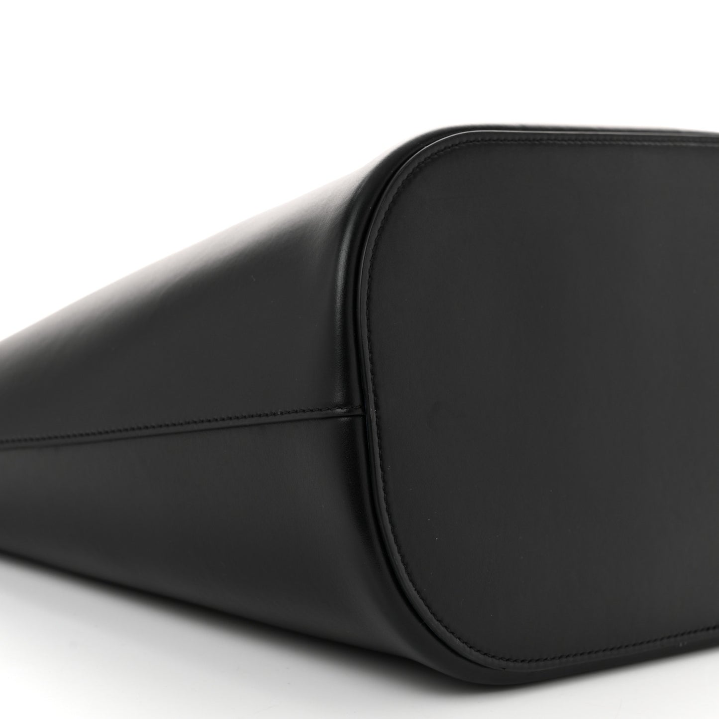 Smooth Calfskin Triomphe Medium Louise Bag Black