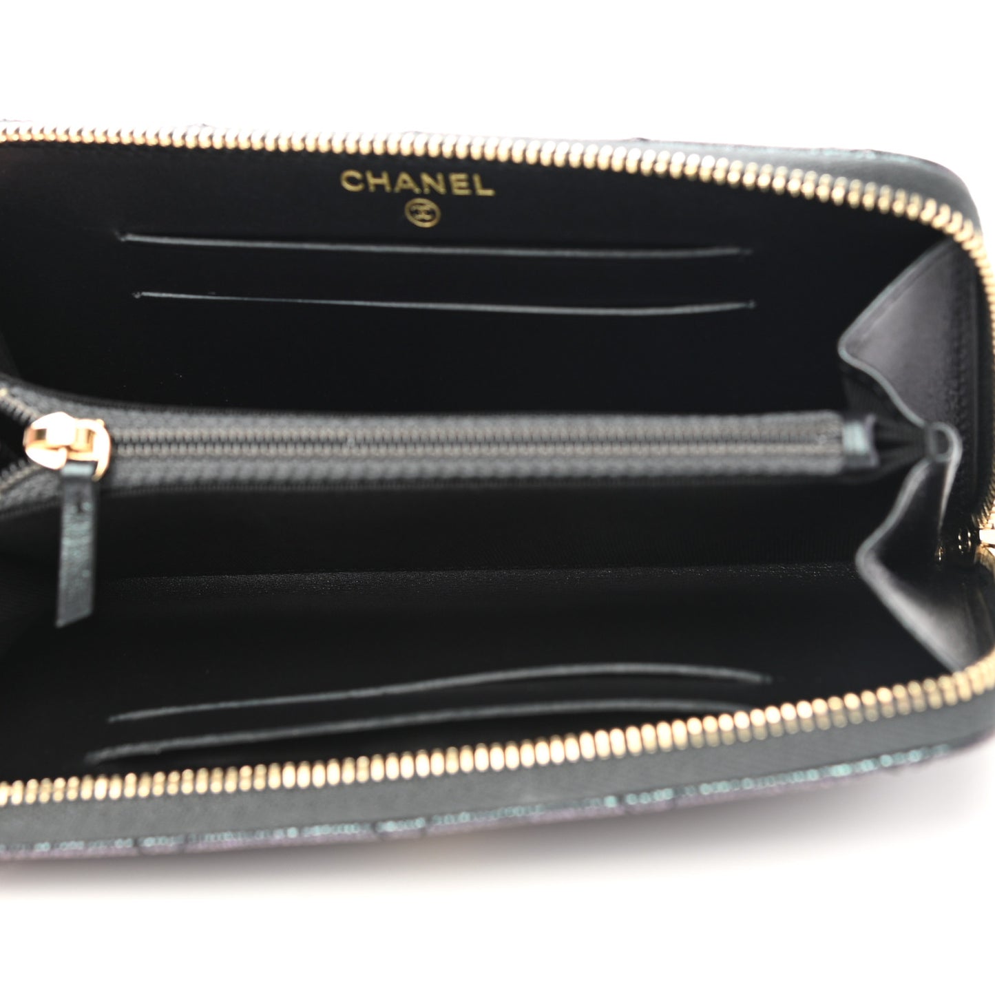 Iridescent Caviar Quilted Medium Zip Around Wallet Black