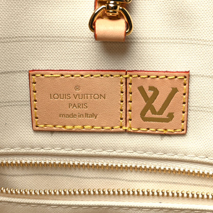 Louis Vuitton Jacquard Monogram Miami Onthego GM 6 of 11
