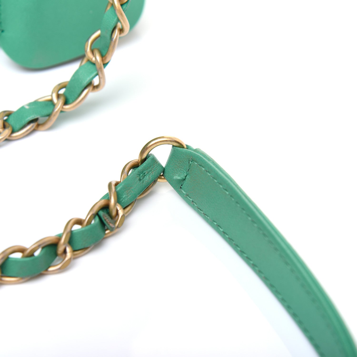 Chanel Caviar Quilted Medium CC Filigree Vanity Case Green 19 of 22