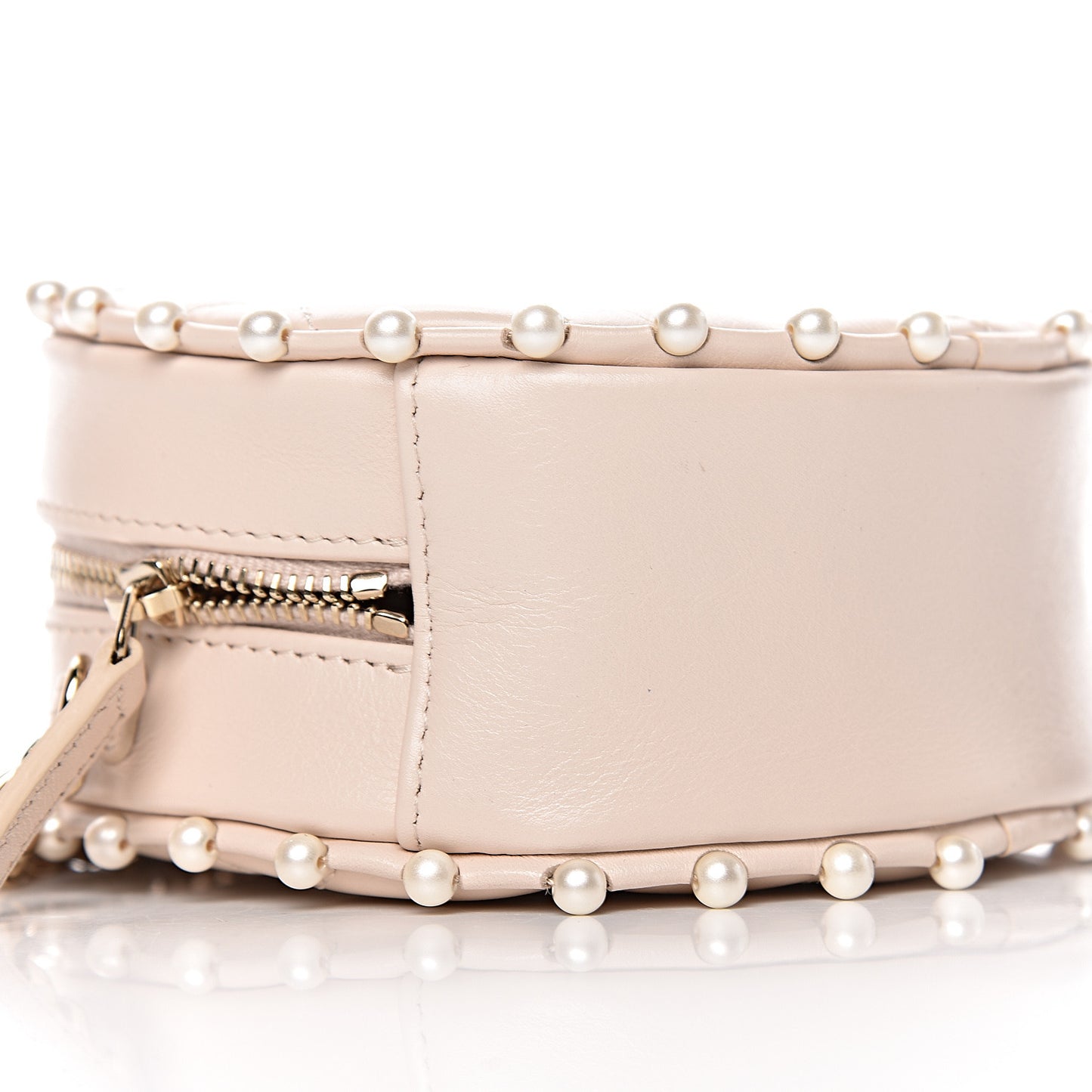Calfskin Quilted Pearl Round Clutch With Chain White