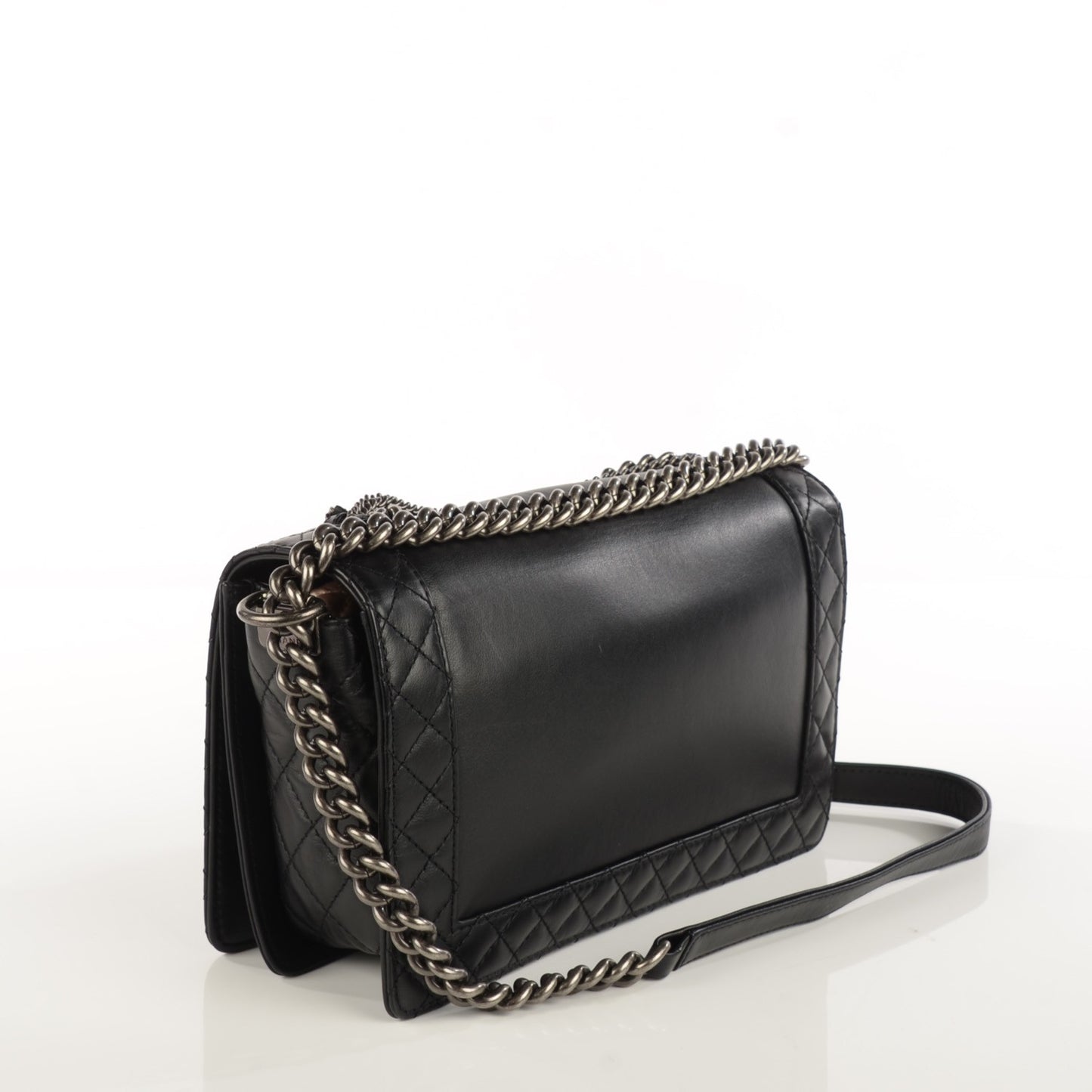 Calfskin Enchained Medium Boy Flap Black