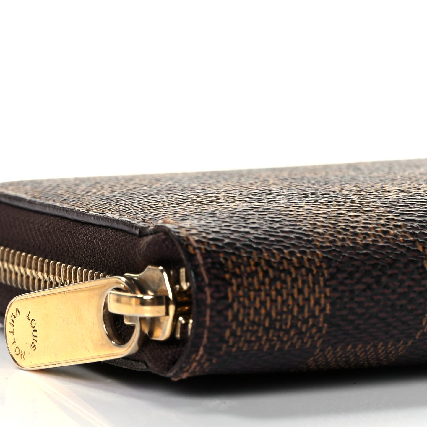 Damier Ebene Zippy Wallet