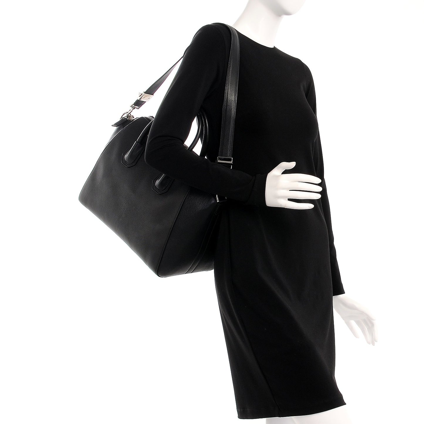 Sugar Goatskin Medium Antigona Black