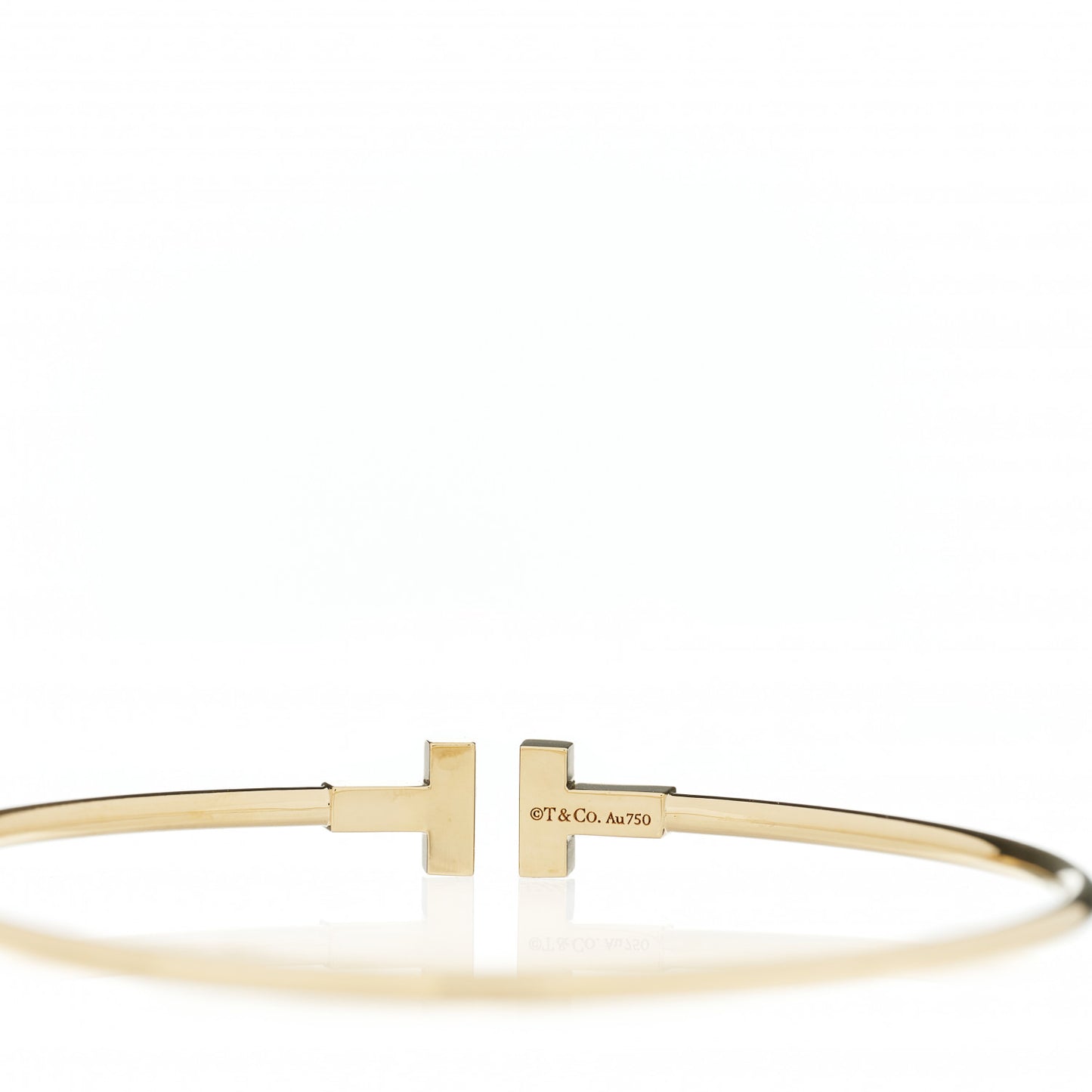 18K Yellow Gold Narrow T Wire Bracelet
