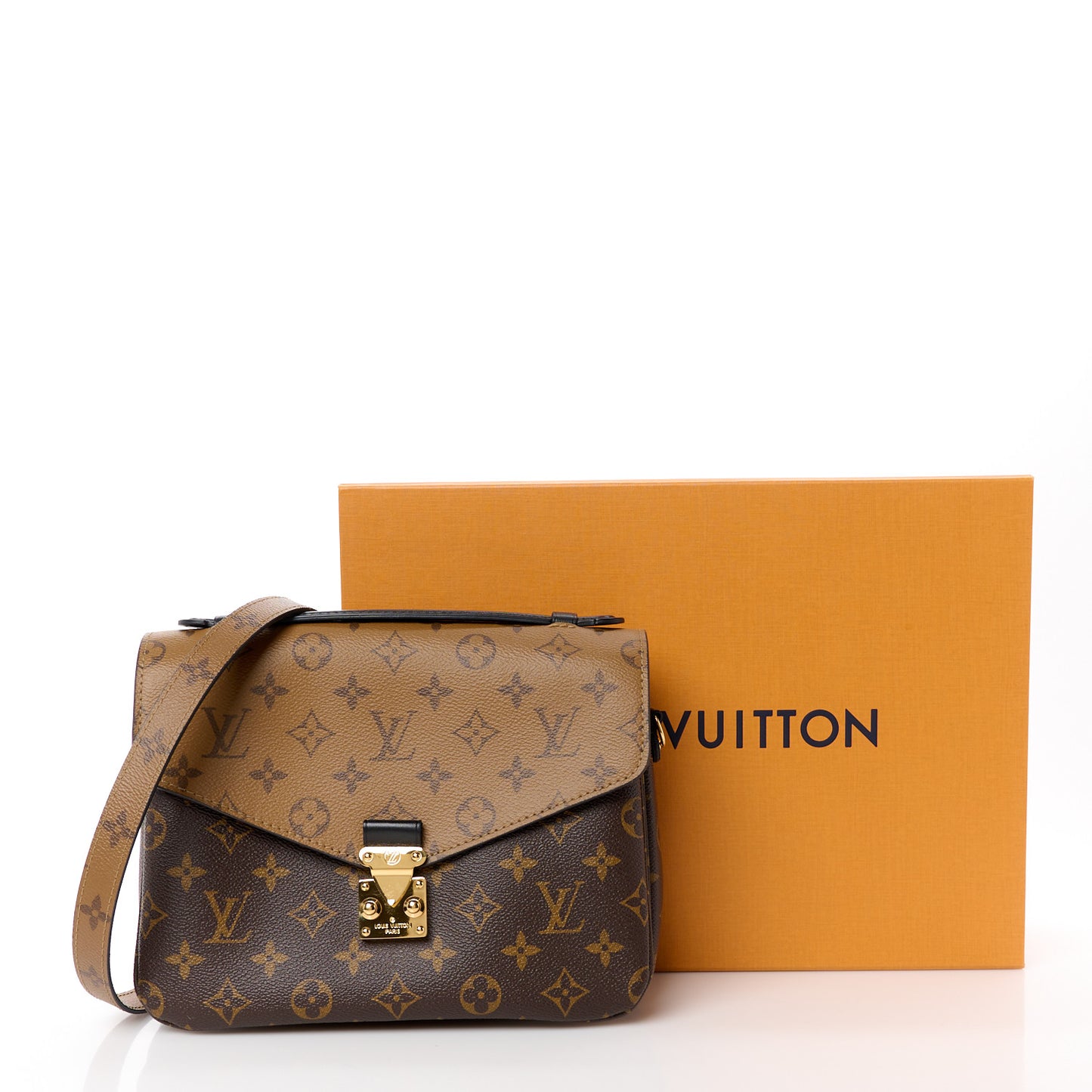 Reverse Monogram Pochette Metis