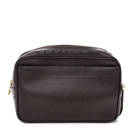 Louis Vuitton Taiga Kaluga Toiletry Pouch Acajou 1 of 10