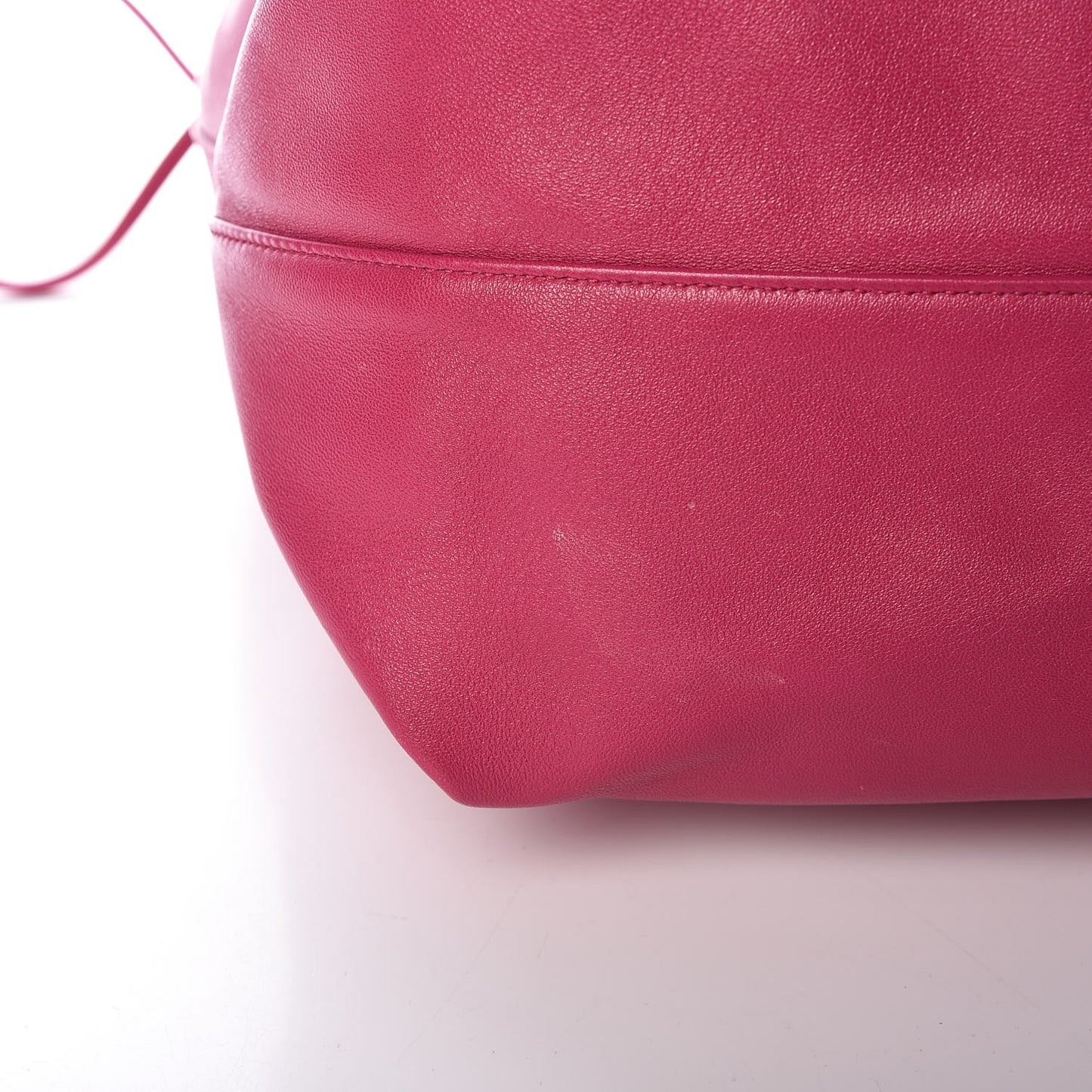 Lambskin Teddy Drawstring Bag Freesia