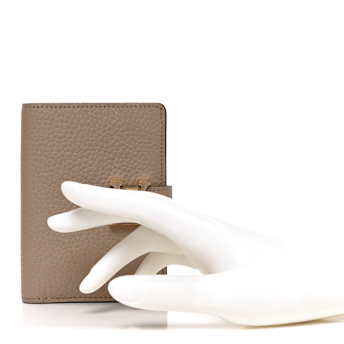 Taurillon Capucines Vertical Compact Wallet Galet Grey