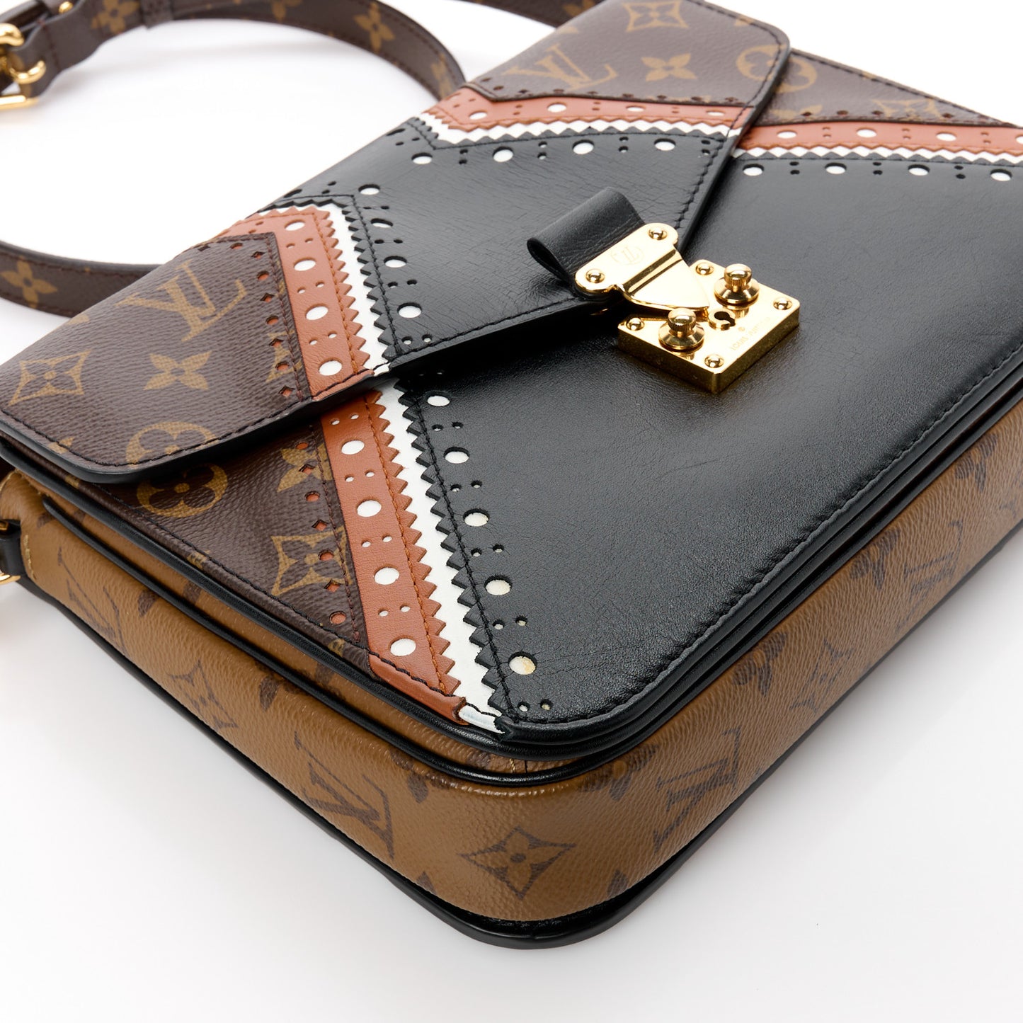 Monogram Brogue Pochette Metis