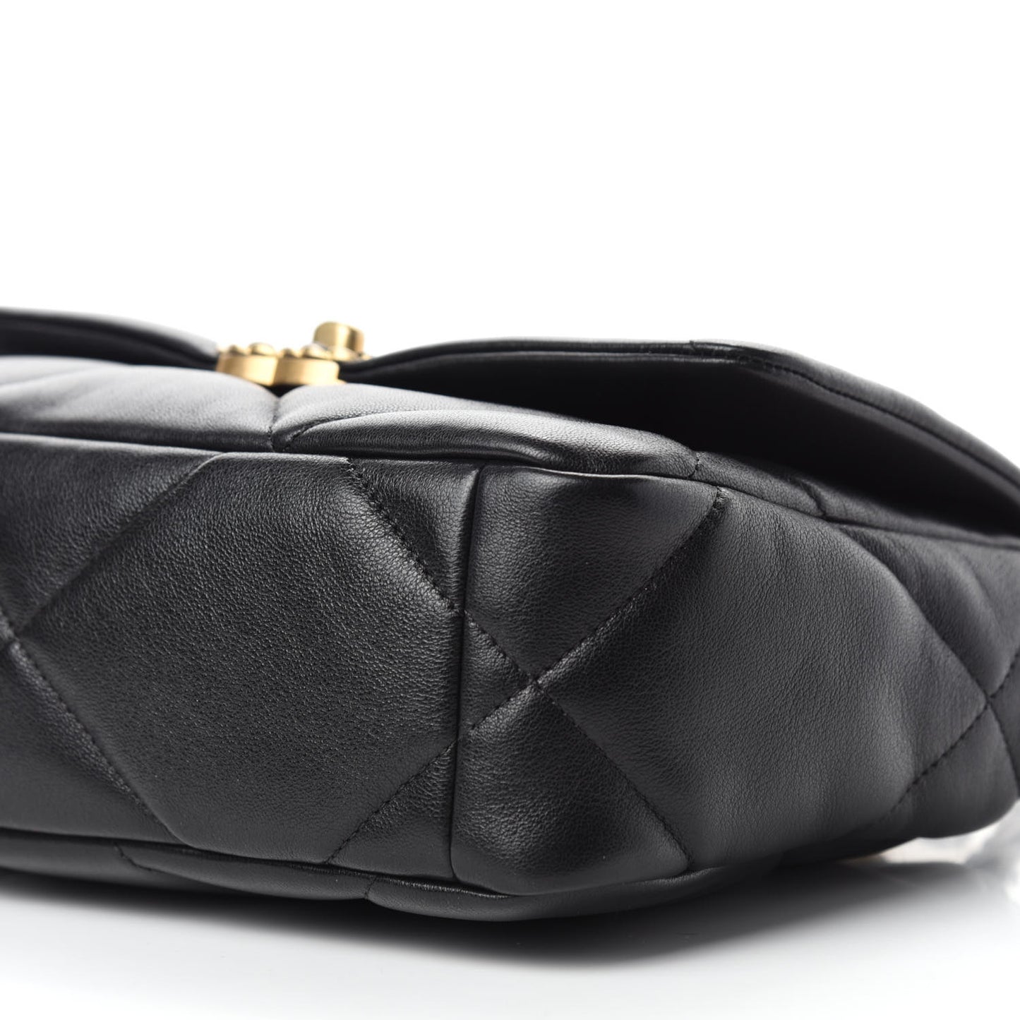 Lambskin Quilted Medium Chanel 19 Flap Black