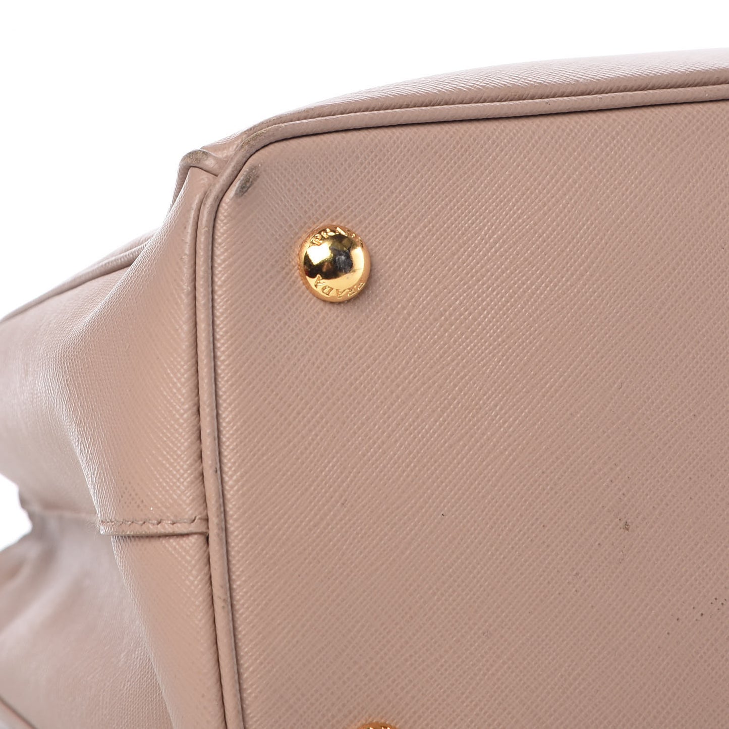 Saffiano Lux Medium Tote Cammeo