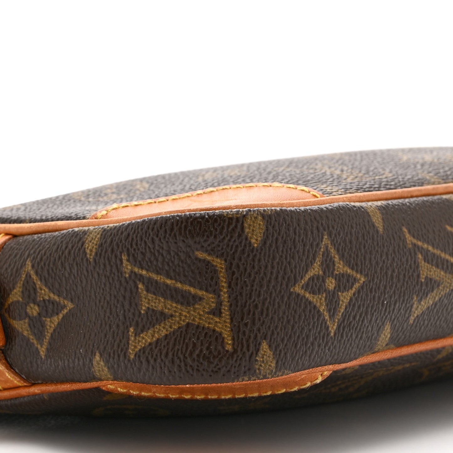 Monogram Pochette Marly Dragonne 22