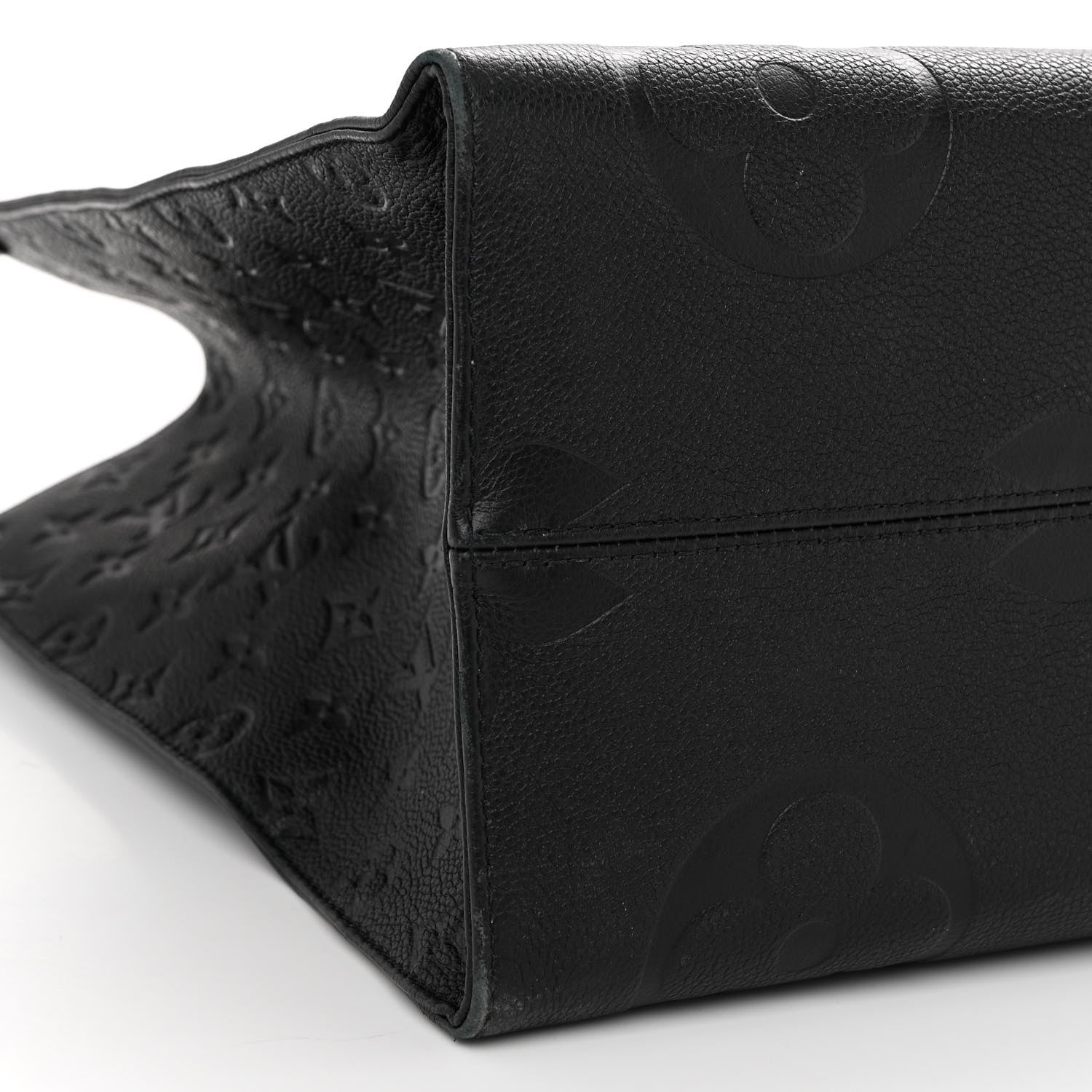 Louis Vuitton Empreinte Monogram Giant Onthego GM Black 8 of 10