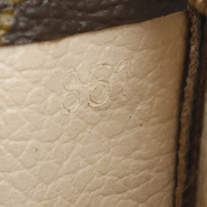Louis Vuitton Monogram Toiletry Pouch 15 9 of 10