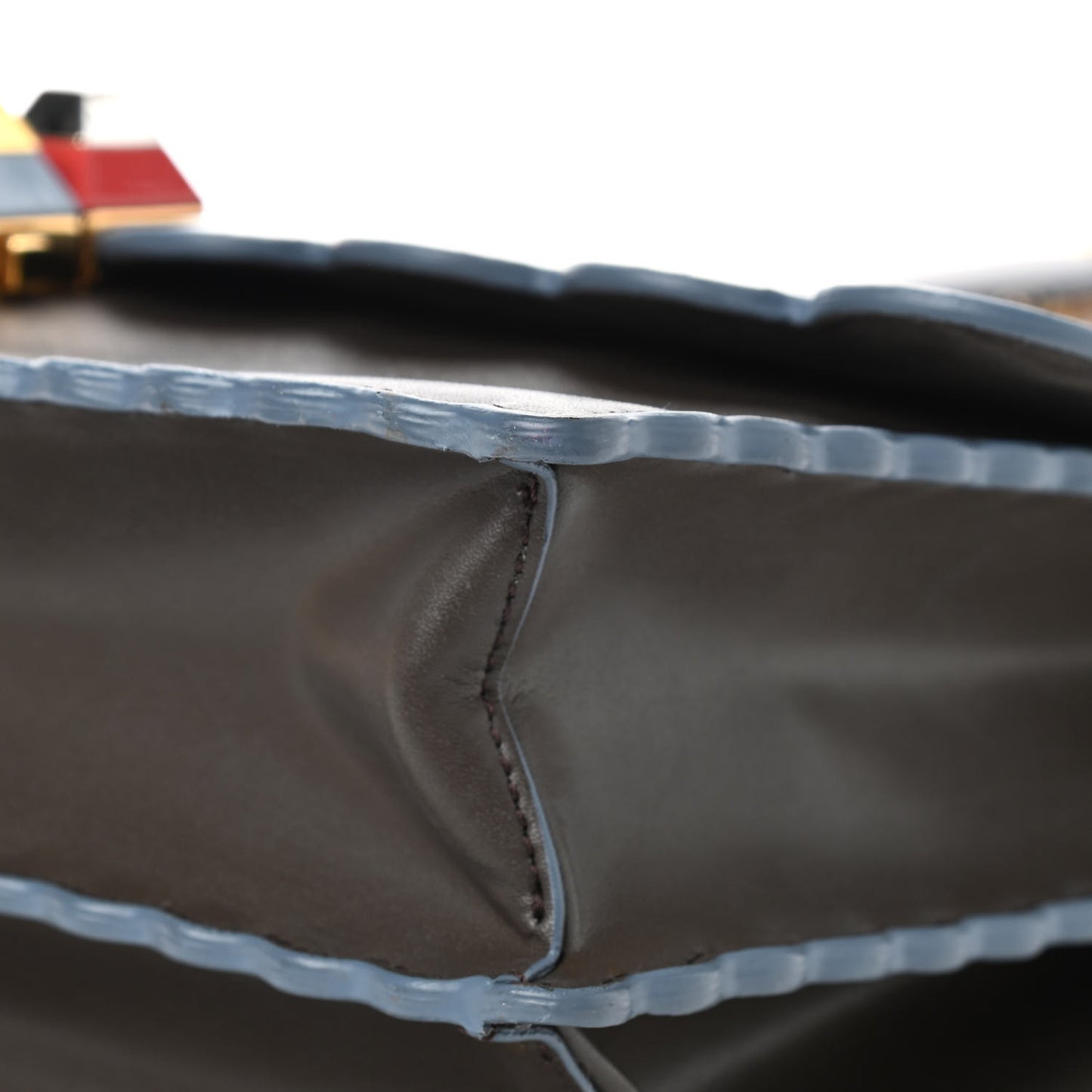 Vitello Liberty Scalloped Studded Kan I Shoulder Bag Carbone