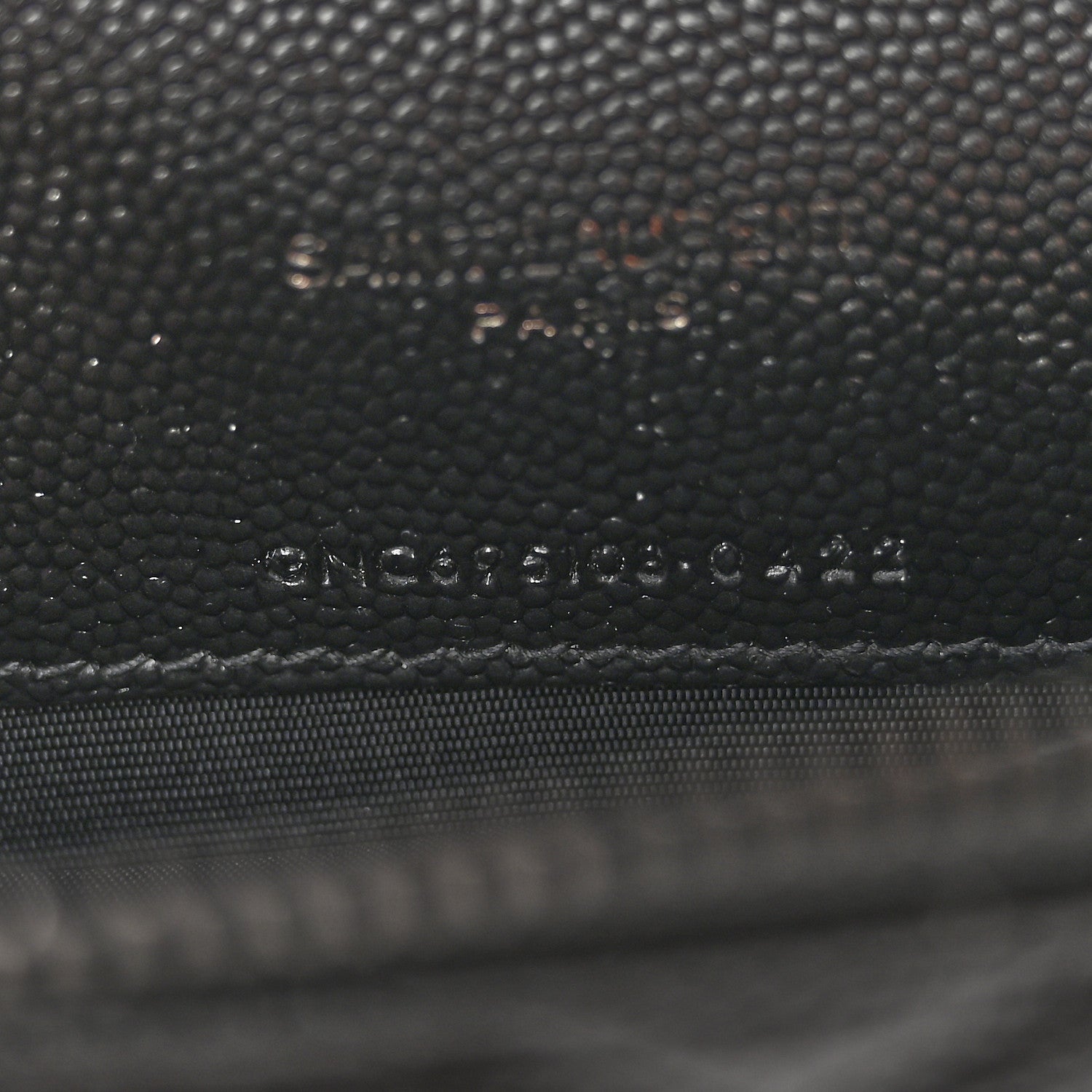 Saint Laurent Grain De Poudre Matelasse Chevron Monogram Monochrome Envelope Chain Wallet Black 7 of 16