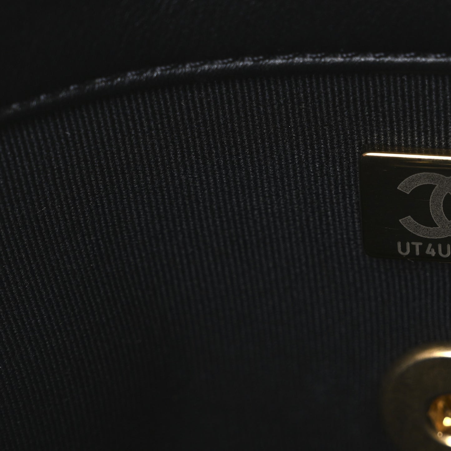 Calfskin Stitched Chain Flap Black