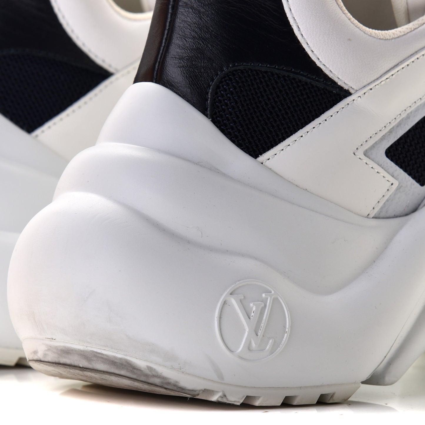 Calfskin Technical Nylon LV Archlight Sneakers 41 Marine