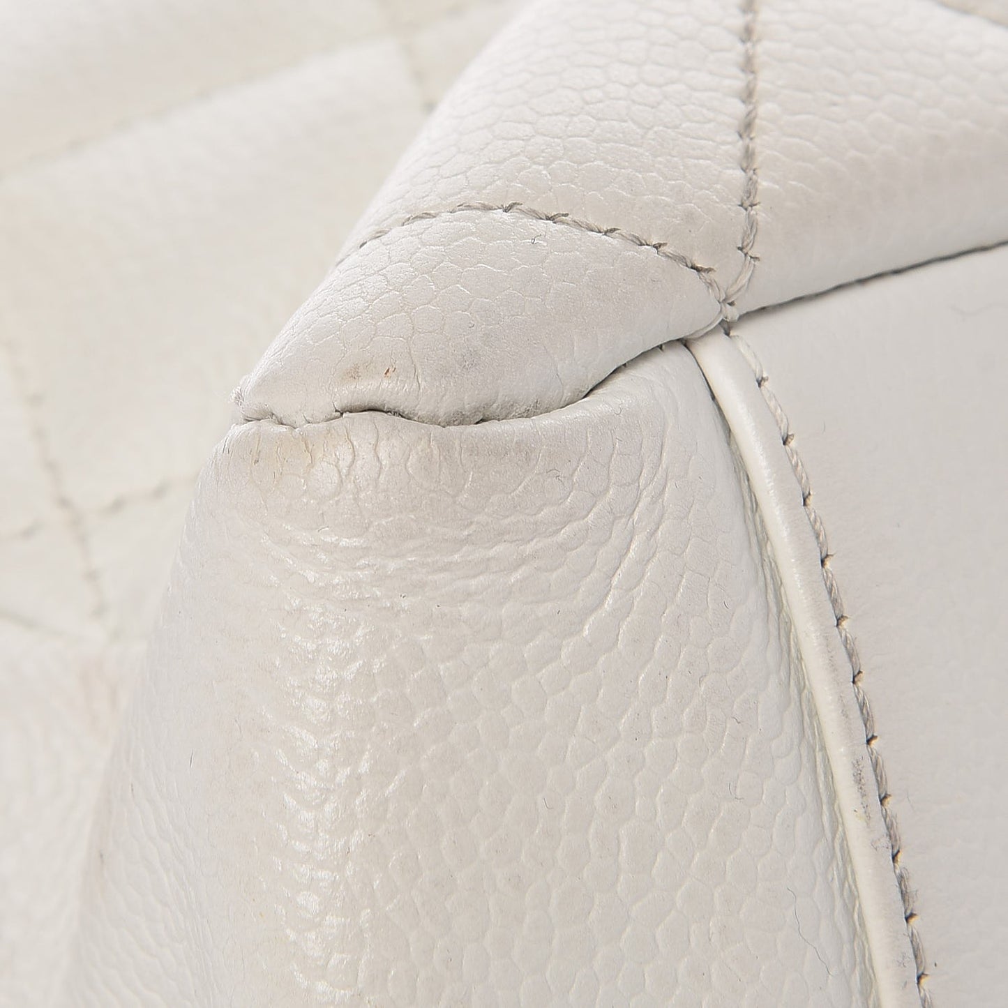 Caviar Quilted Grand Shopping Tote GST White